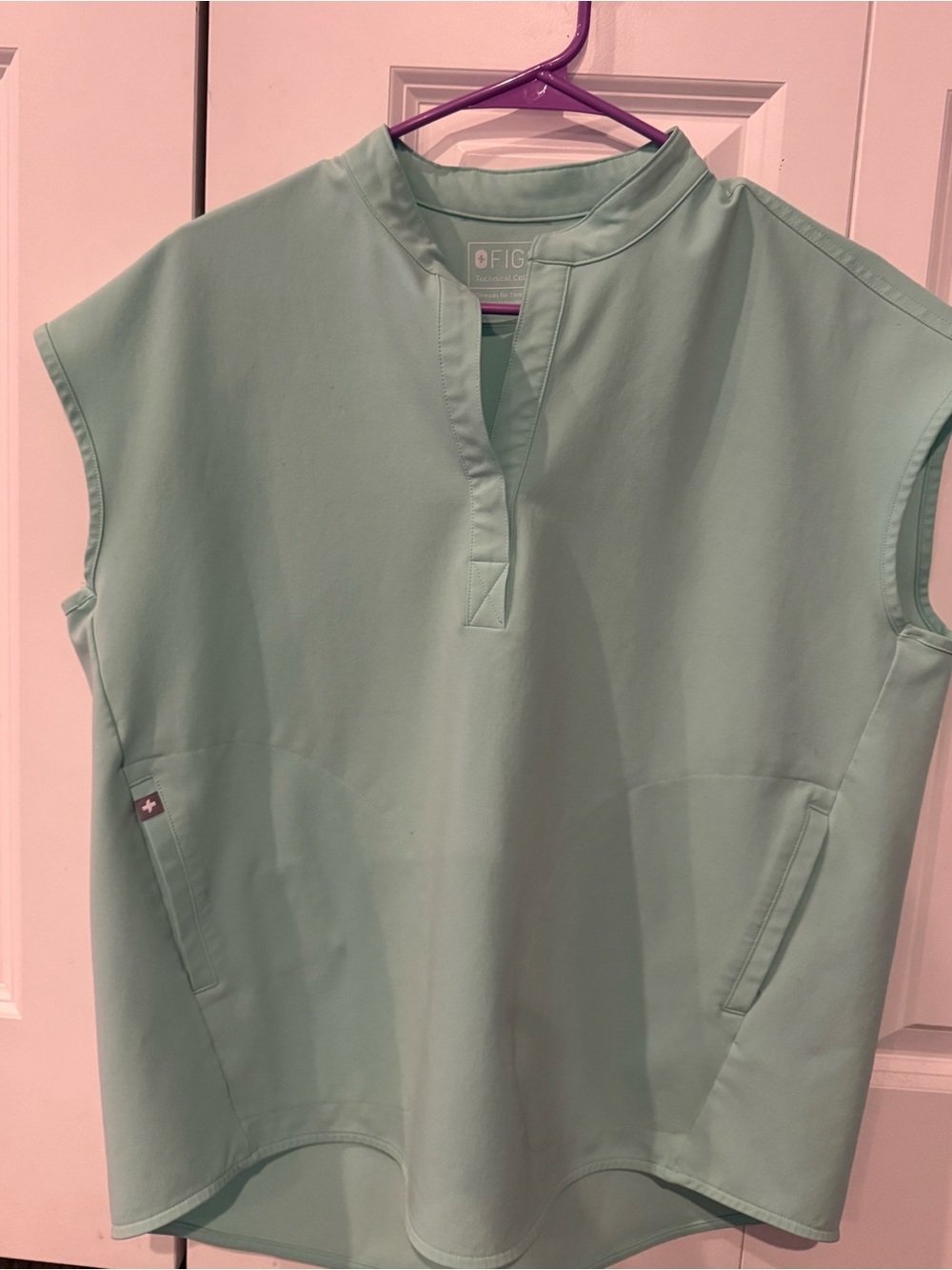 Figs women’s size small set